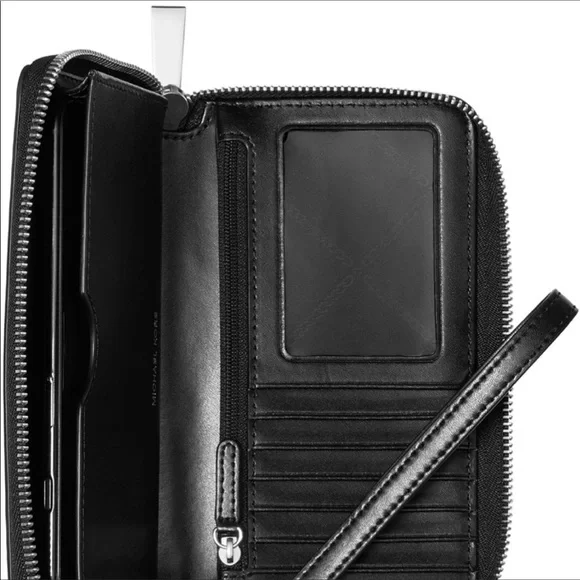 Michael Kors Wristlet signature black and gray NWT - Picture 3 of 6